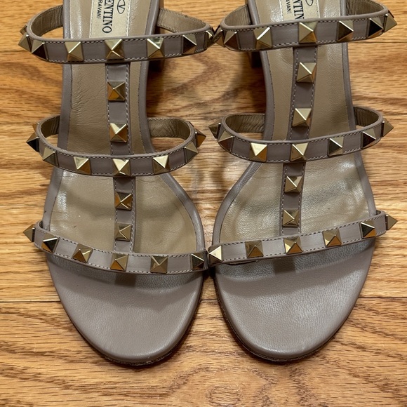 Valentino Taupe Leather Rockstud Block Heel Mules - Picture 2 of 6